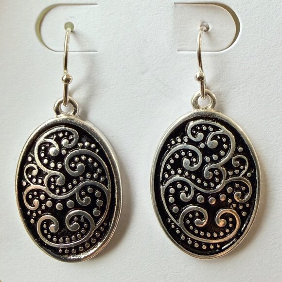 Y2K Silver Black Textured Filigree Dangle Earrings Hypoallergenic Nickel Free - Picture 4 of 8